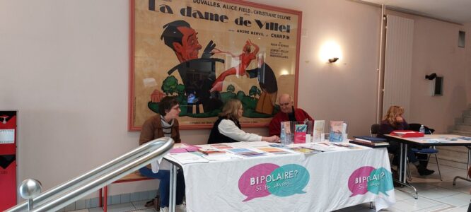 Stand de l'association «Bipolaire ? Si Tu Savais...»